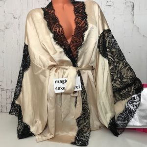VS XS/S M/L LUXE SATIN LACE ROBE KIMONO LINGERIE